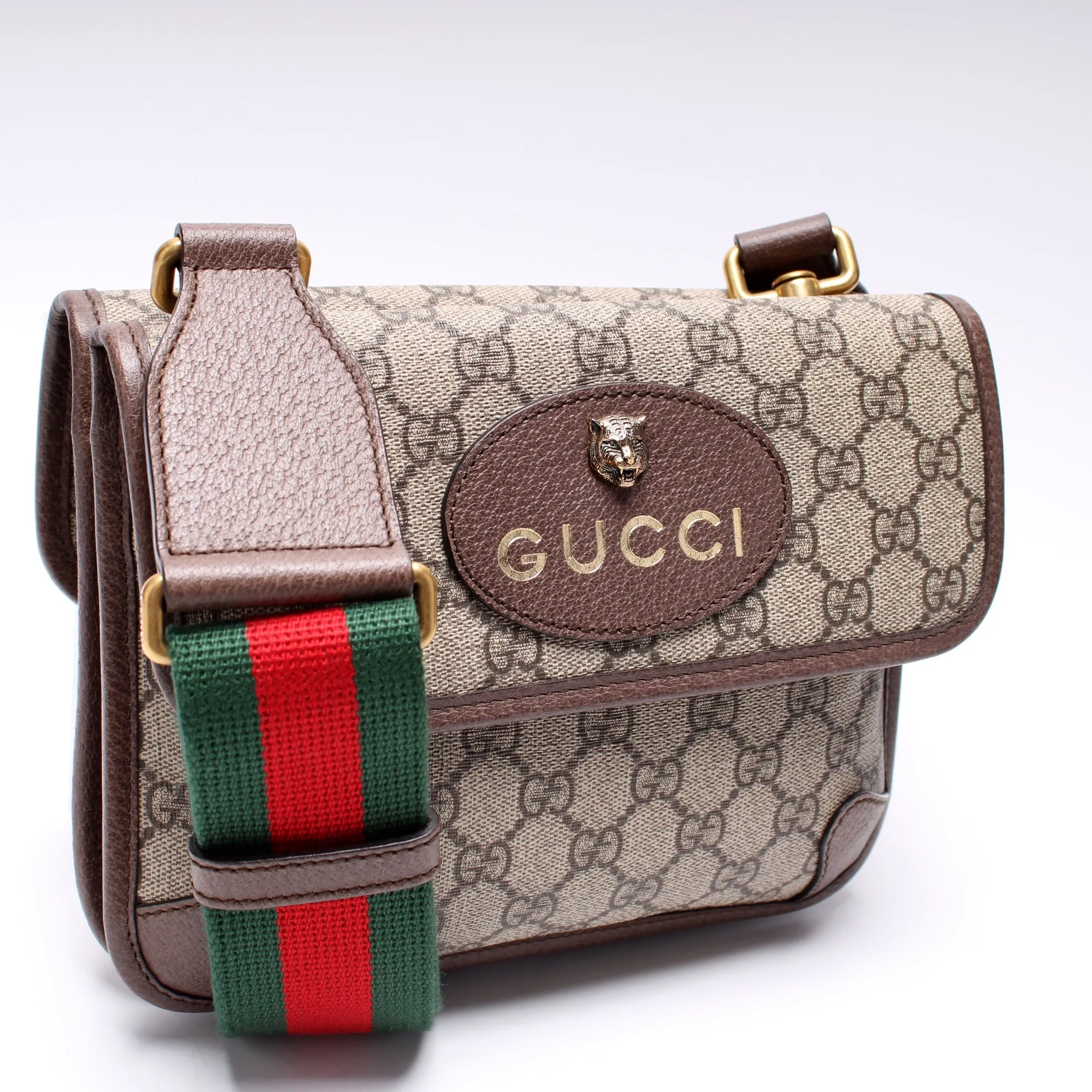 501050 GG Supreme Neo Messenger Small