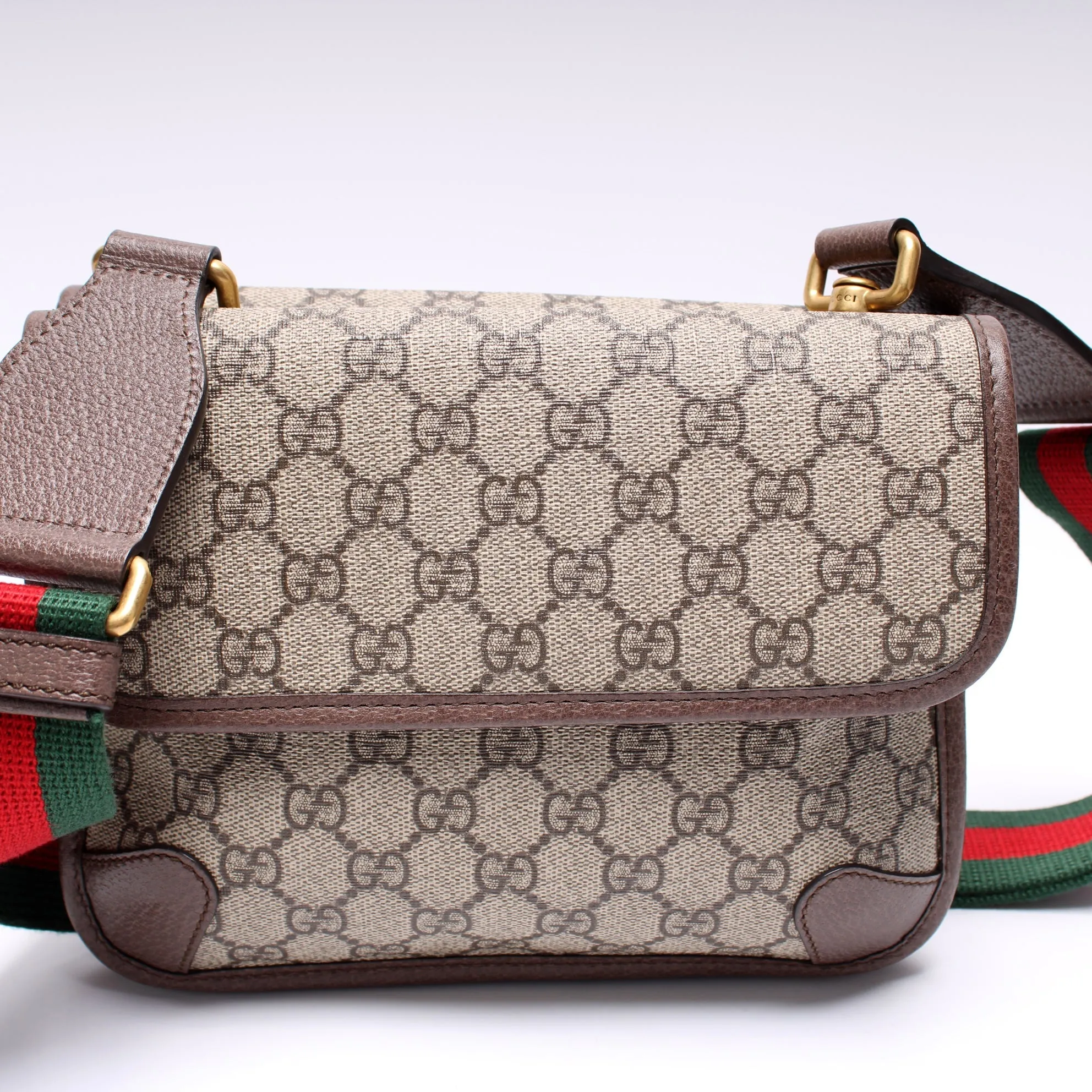 501050 GG Supreme Neo Messenger Small