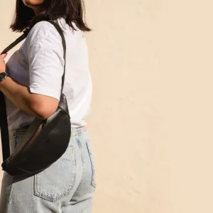 Black Unisex Leather Fanny Pack