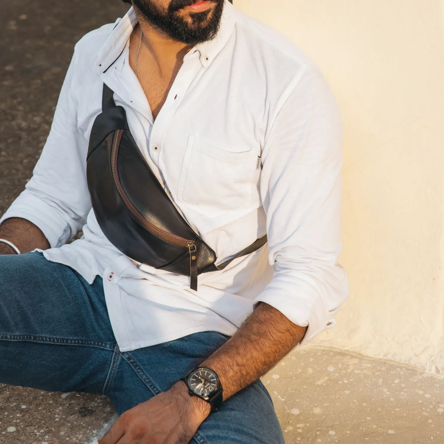 Black Unisex Leather Fanny Pack