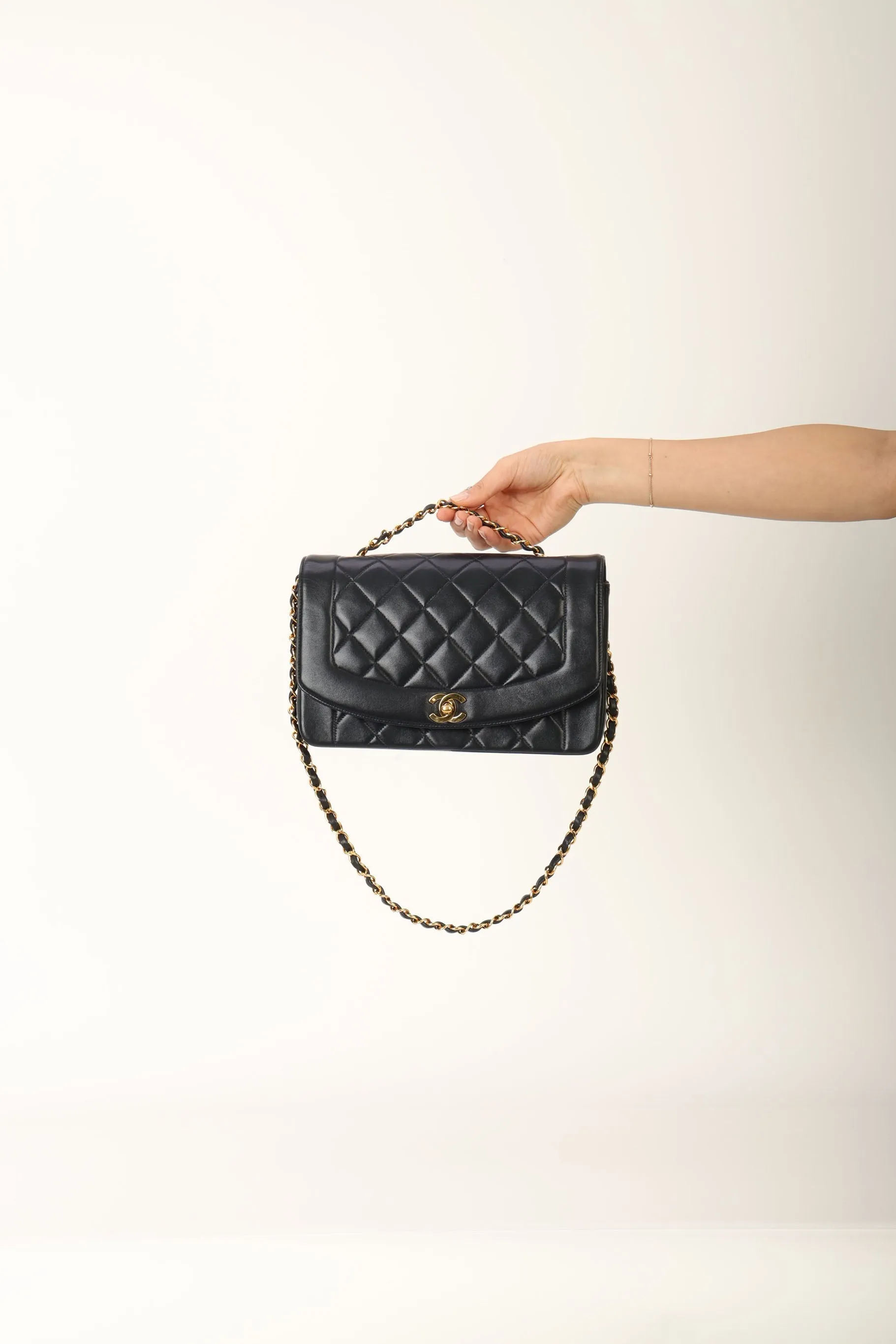 Chanel 1991 Lambskin Dark Navy Medium Diana
