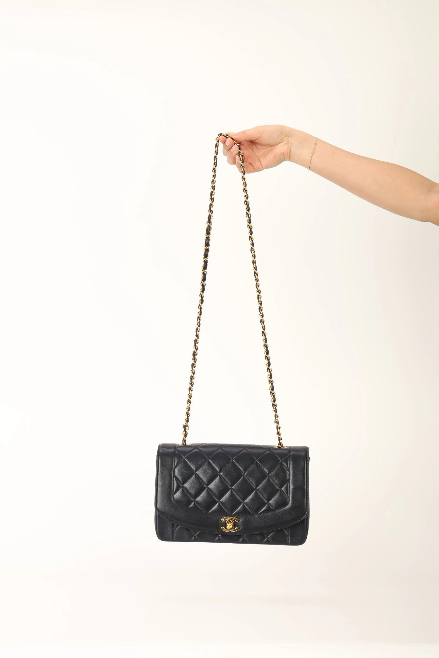 Chanel 1991 Lambskin Dark Navy Medium Diana