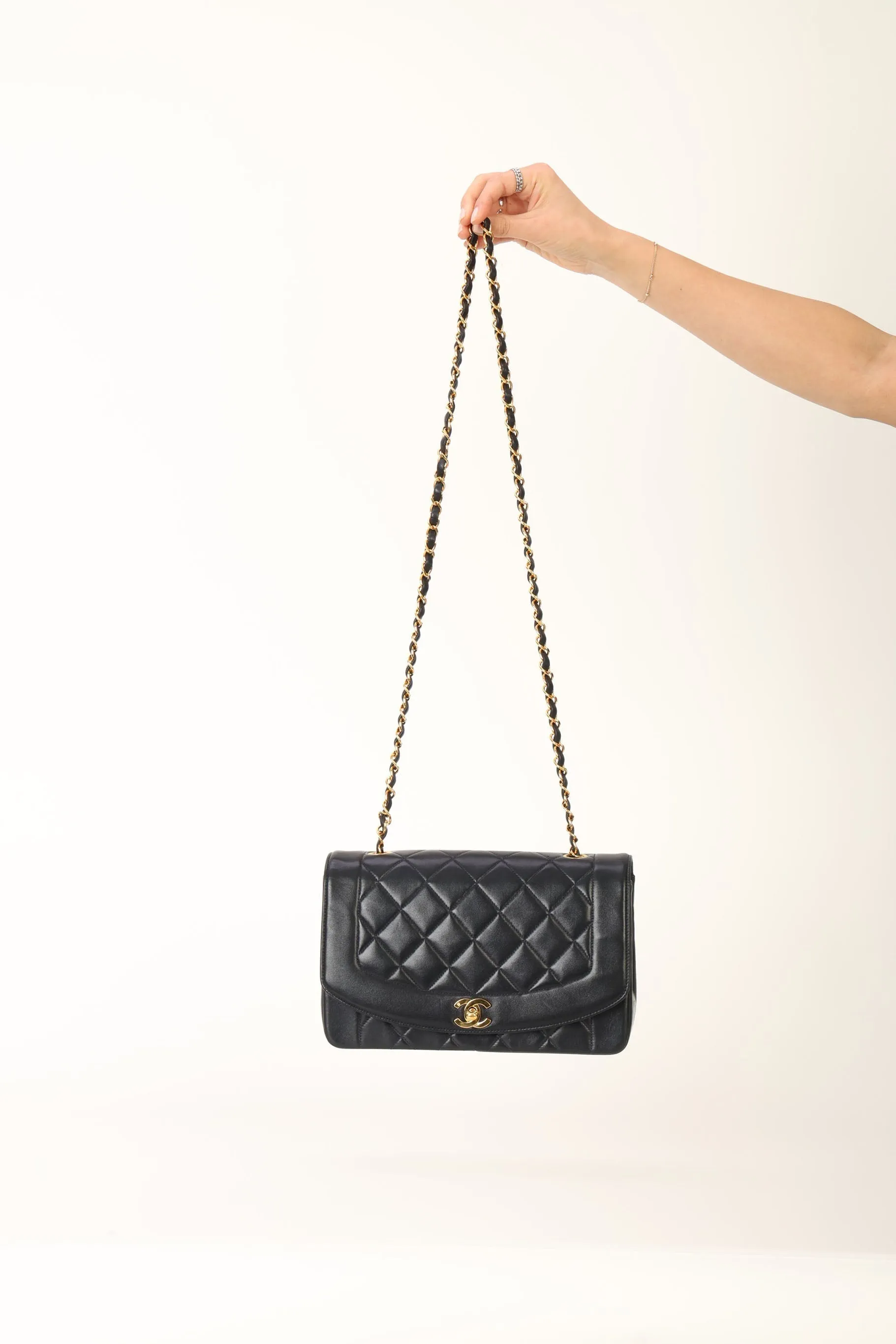 Chanel 1991 Lambskin Dark Navy Medium Diana