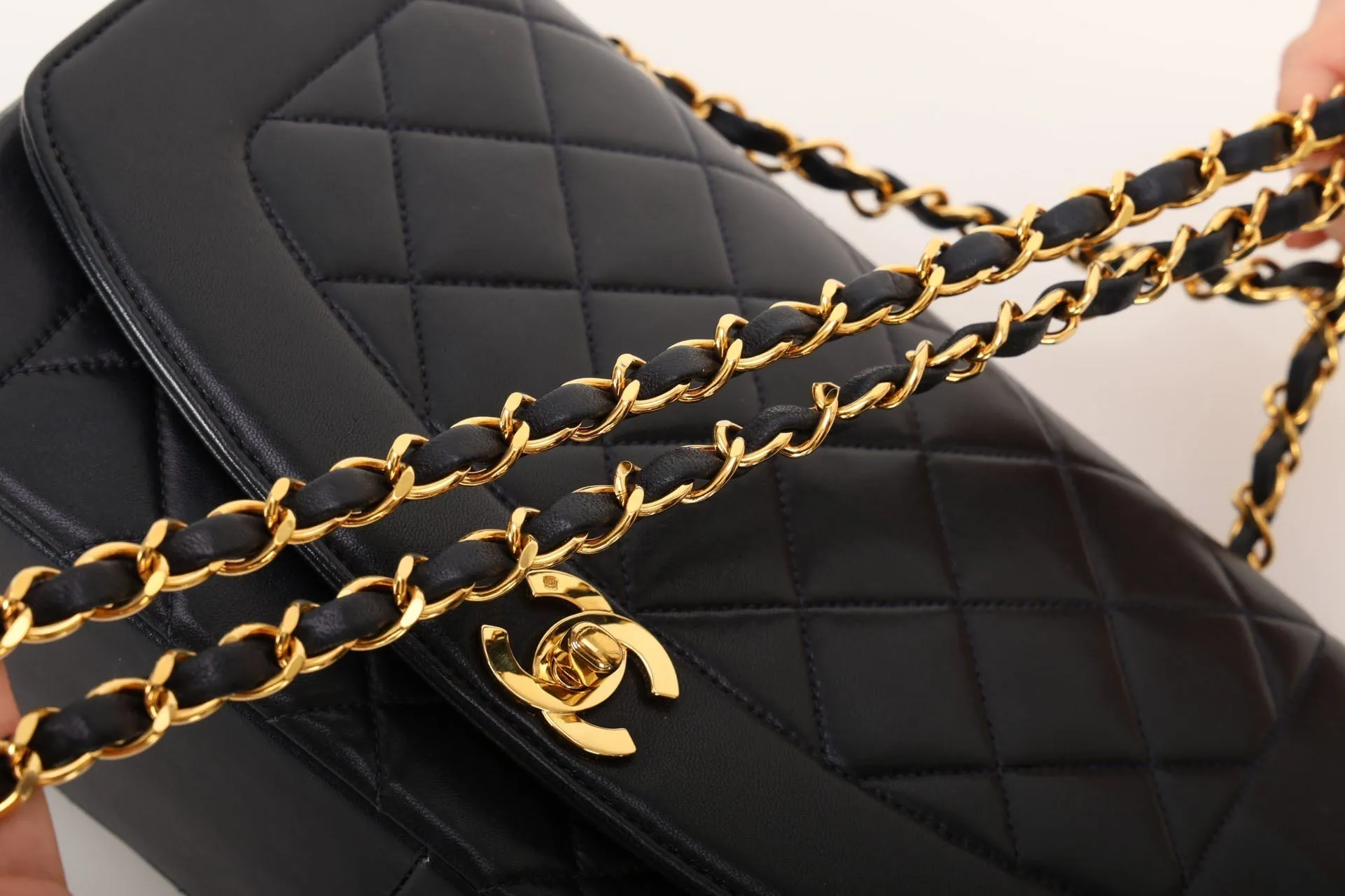 Chanel 1991 Lambskin Dark Navy Medium Diana