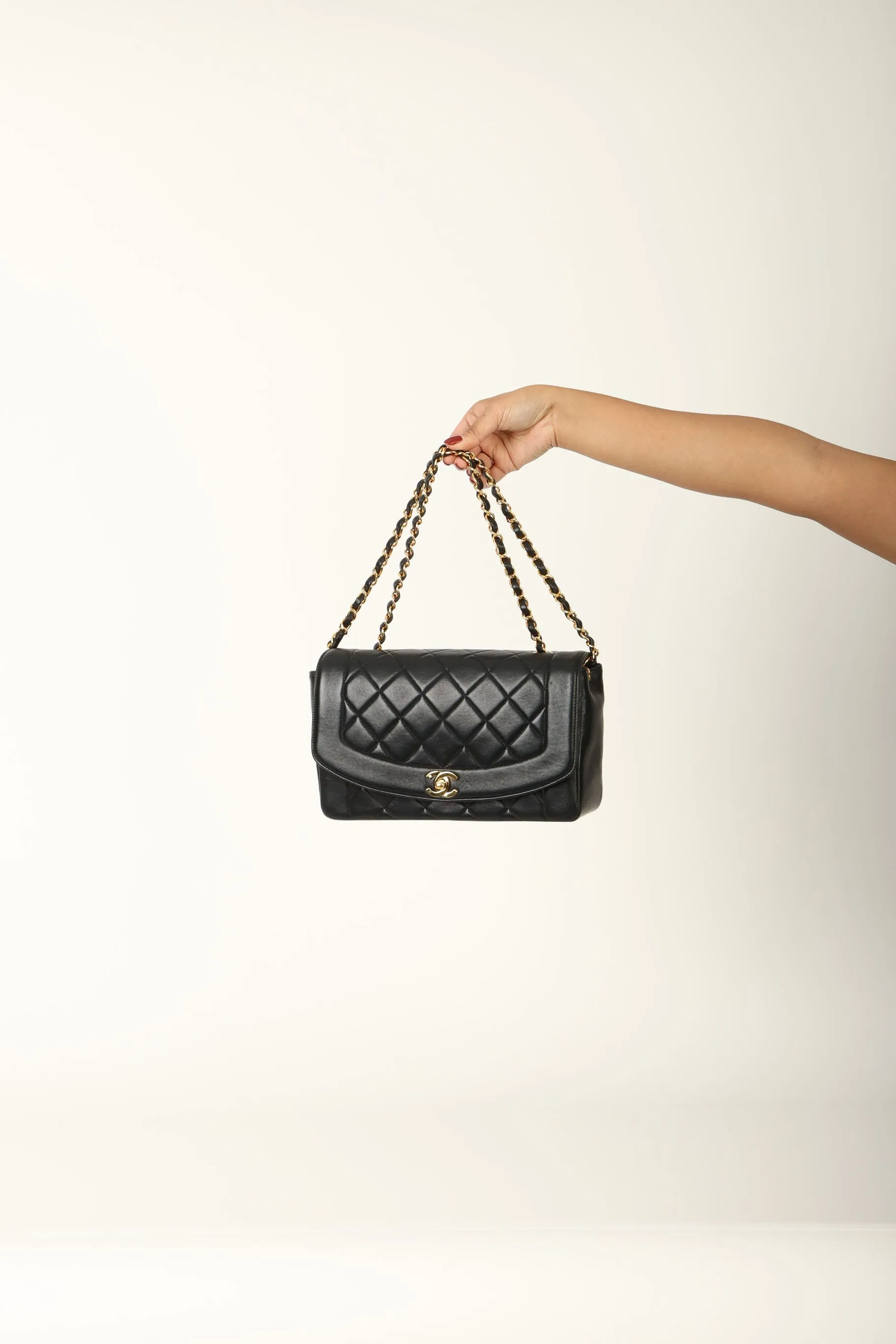 Chanel 1991 Lambskin Medium Diana