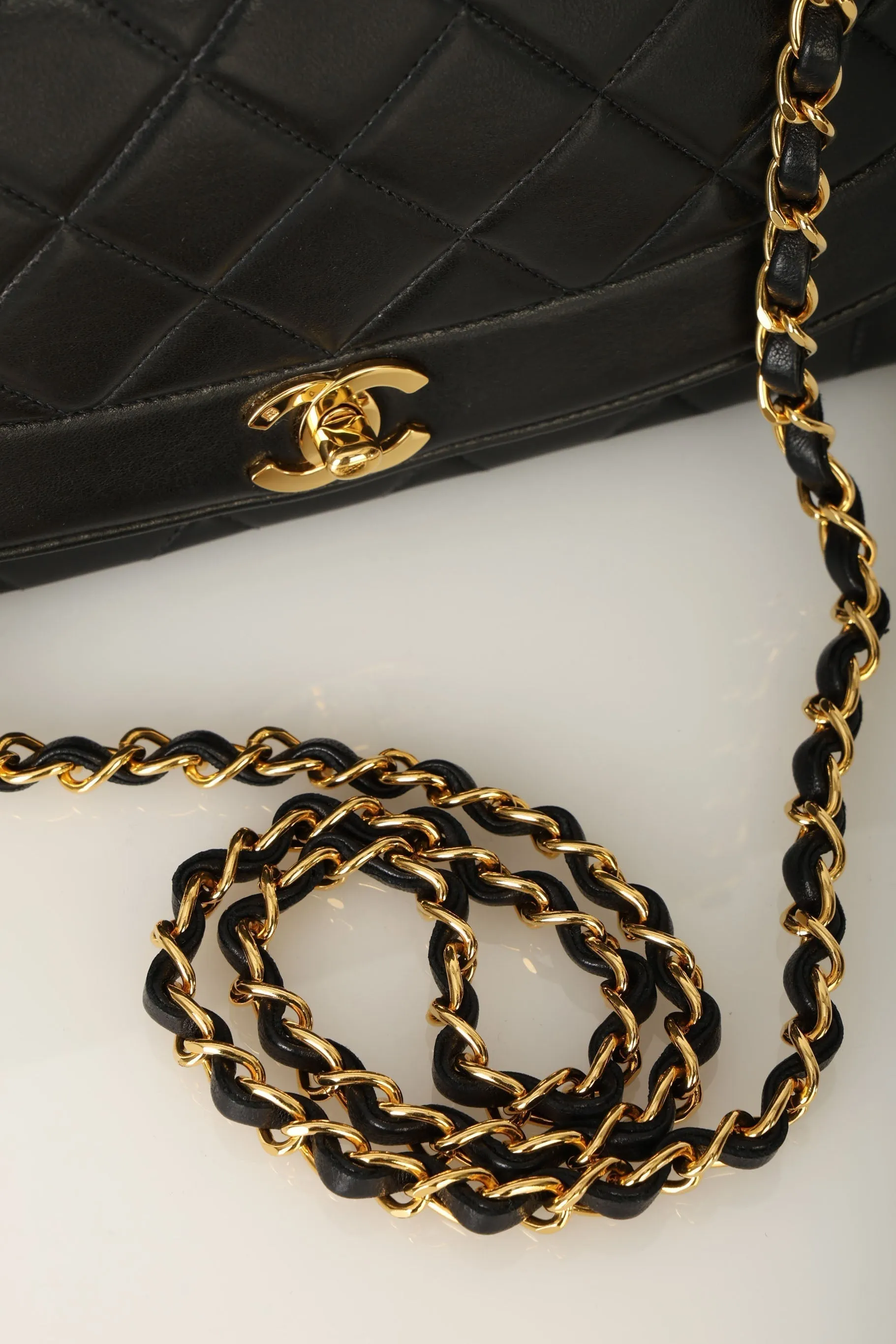 Chanel 1991 Lambskin Medium Diana