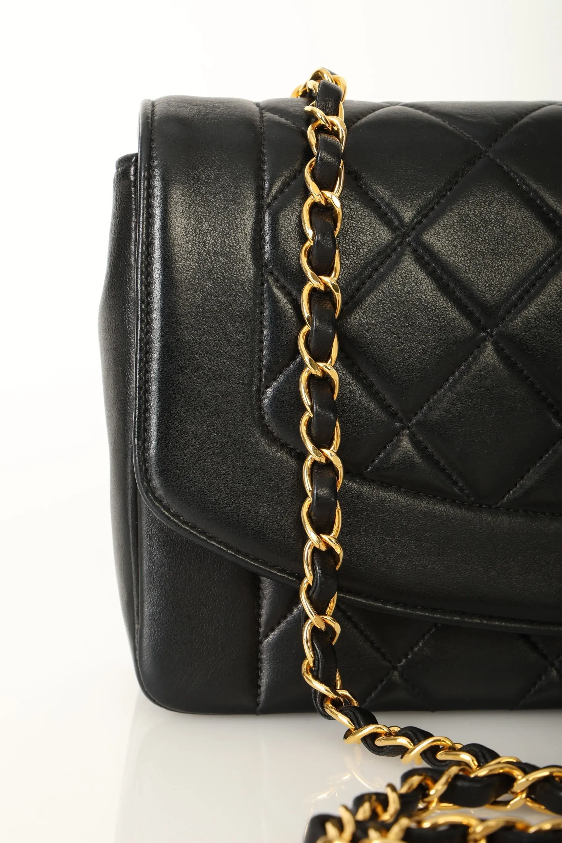 Chanel 1991 Lambskin Medium Diana