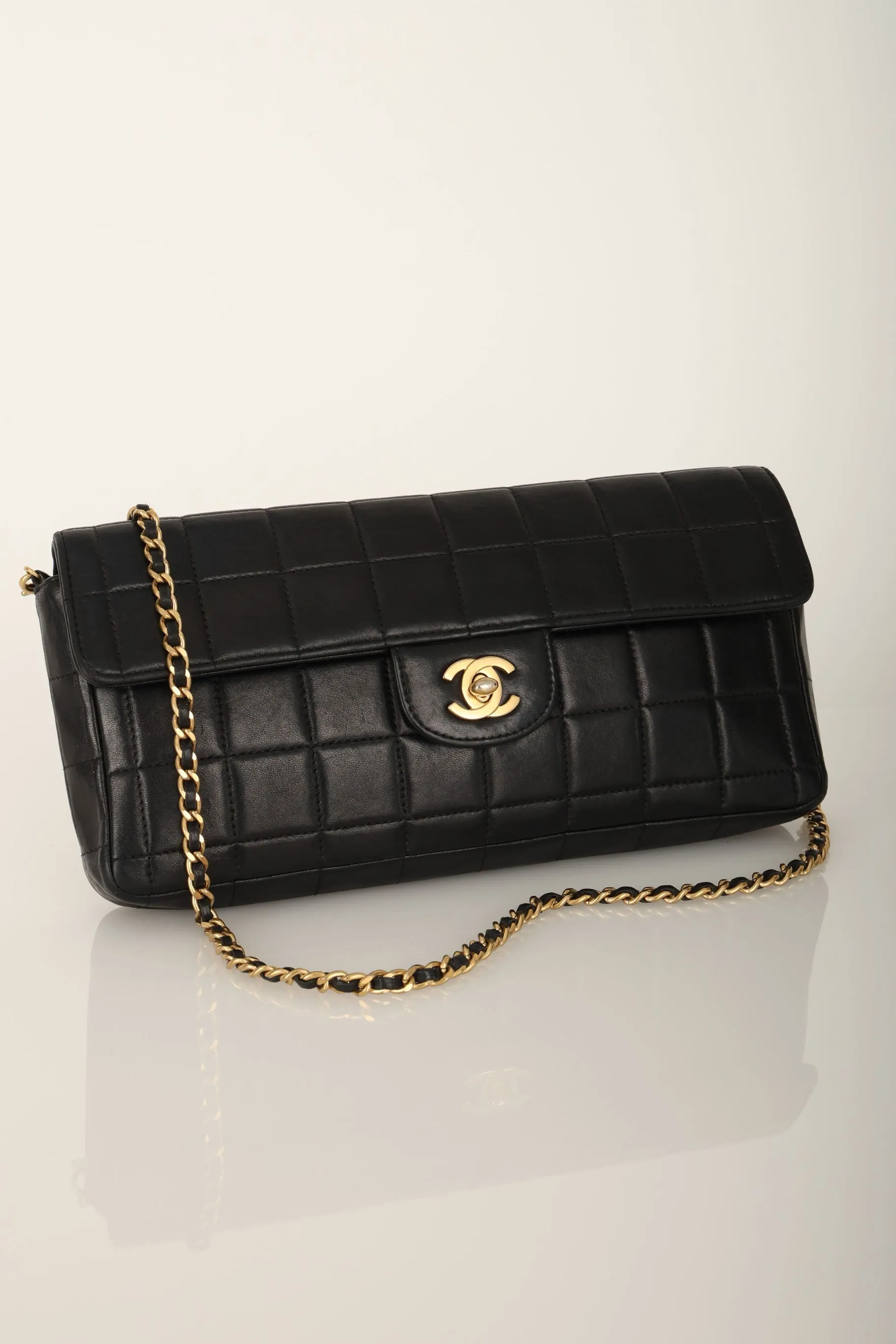 Chanel 2000 Lambskin East West Chocolate Bar