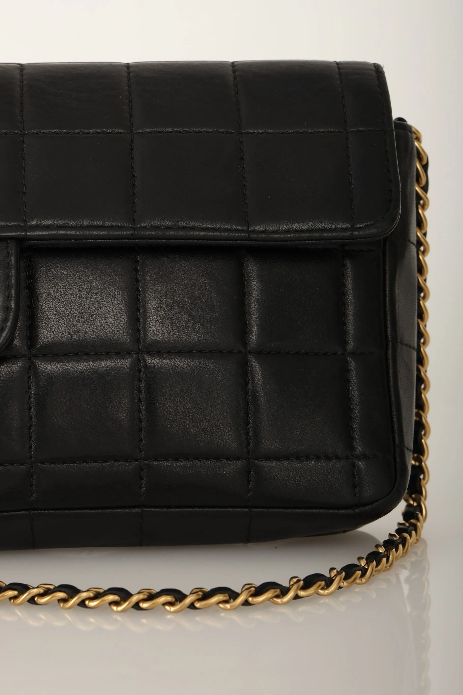 Chanel 2000 Lambskin East West Chocolate Bar