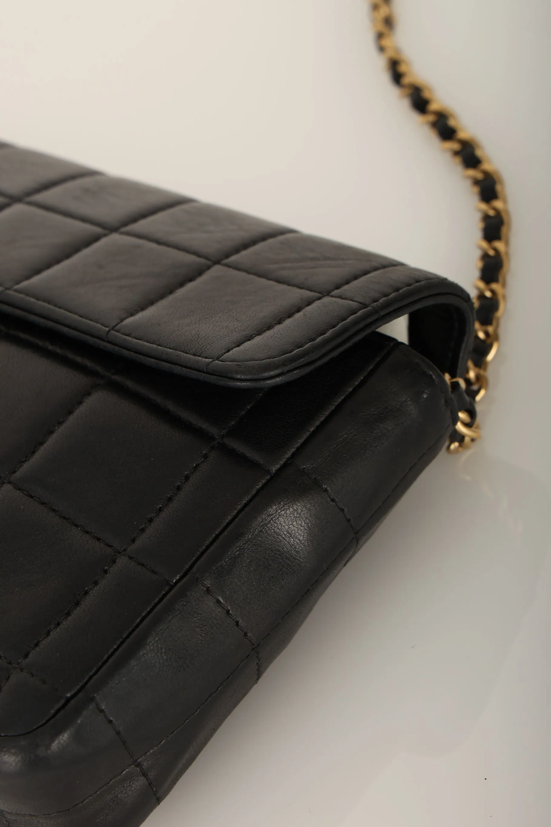 Chanel 2000 Lambskin East West Chocolate Bar