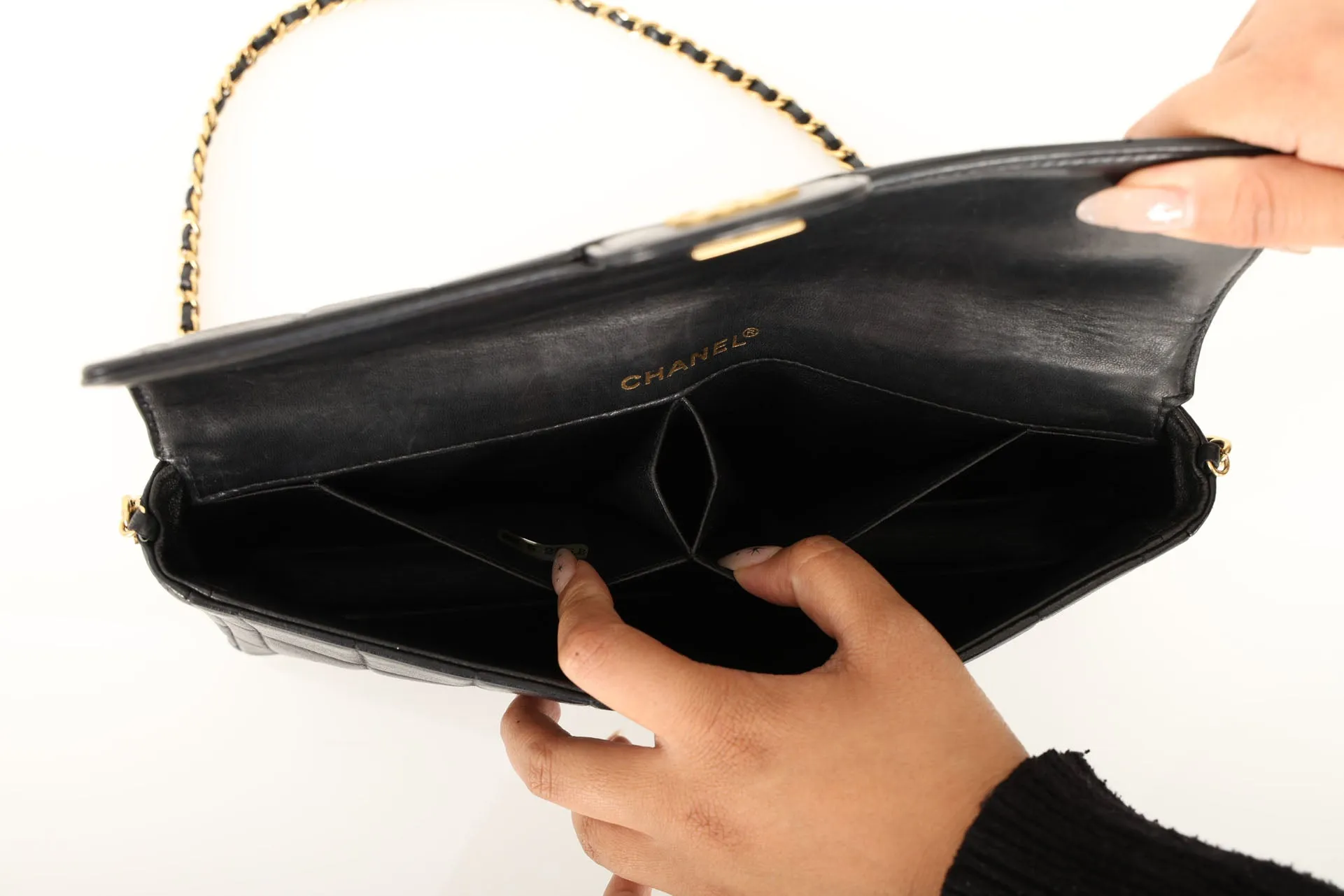 Chanel 2000 Lambskin East West Chocolate Bar