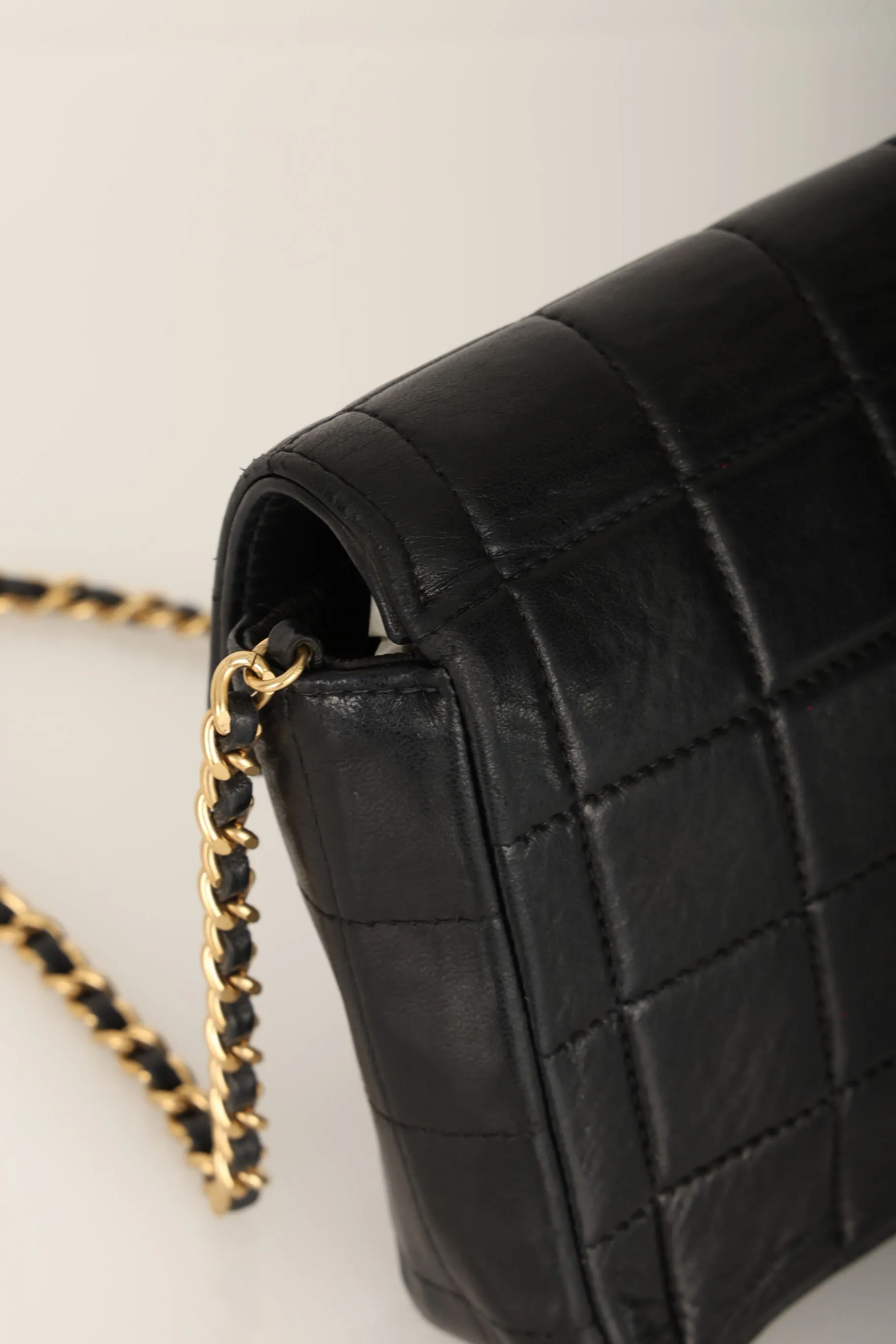 Chanel 2000 Lambskin East West Chocolate Bar