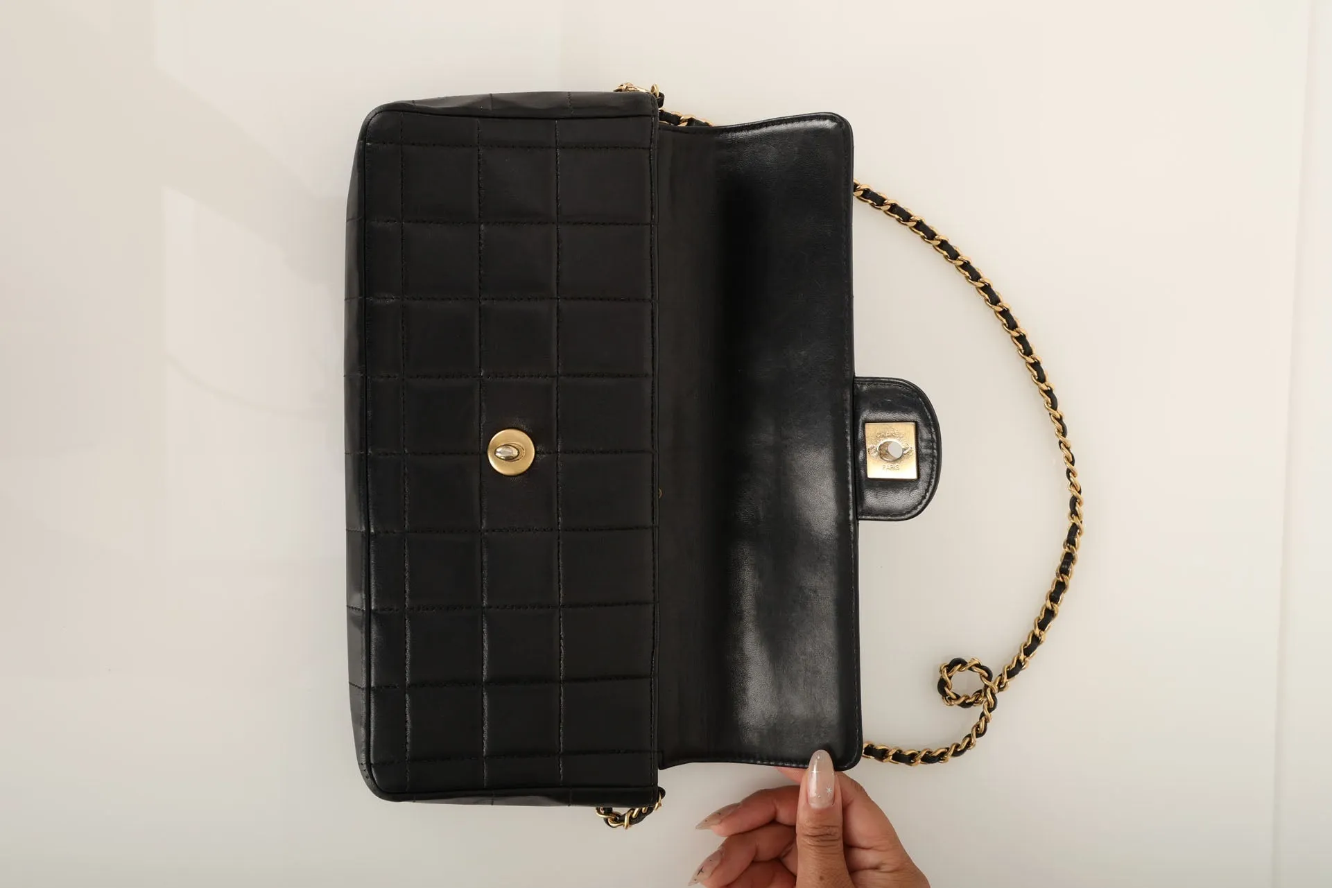 Chanel 2000 Lambskin East West Chocolate Bar