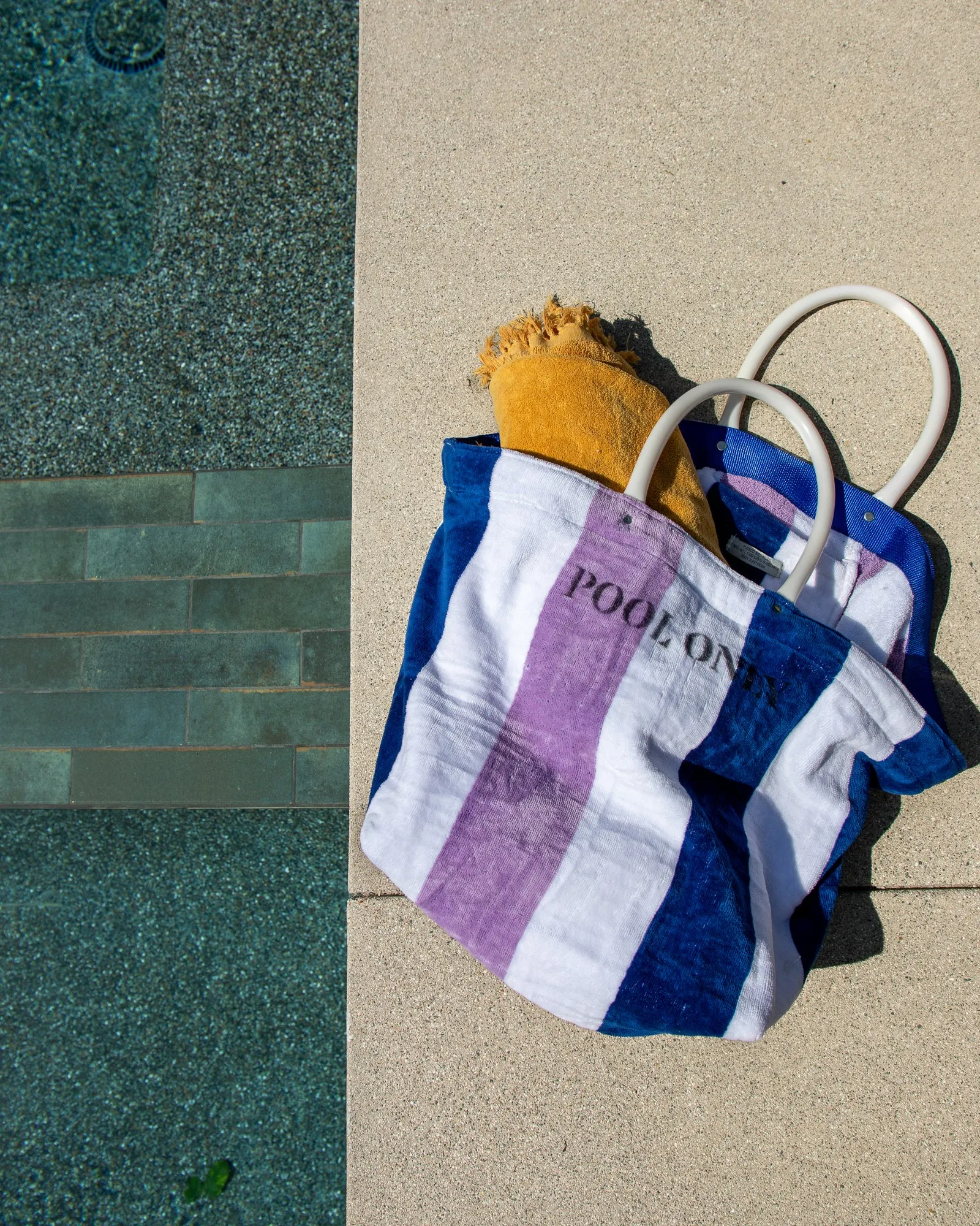 POOL POUCH