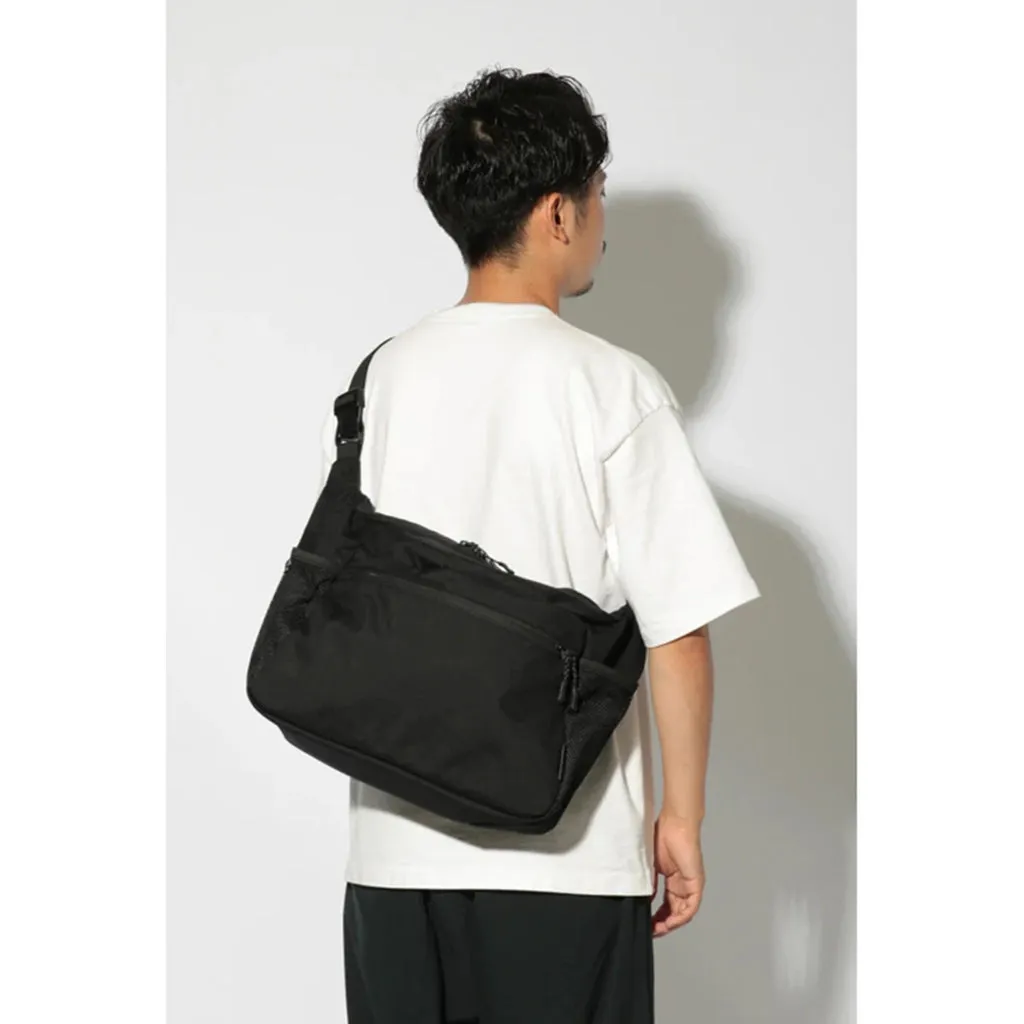 Snow Peak Everyday Use Middle Shoulder Bag